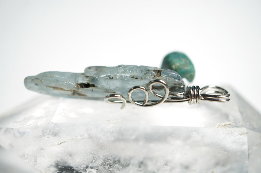Kyanite (Pixabay: starbright)