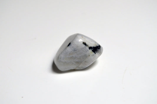 Moonstone (Pixabay: Varga)