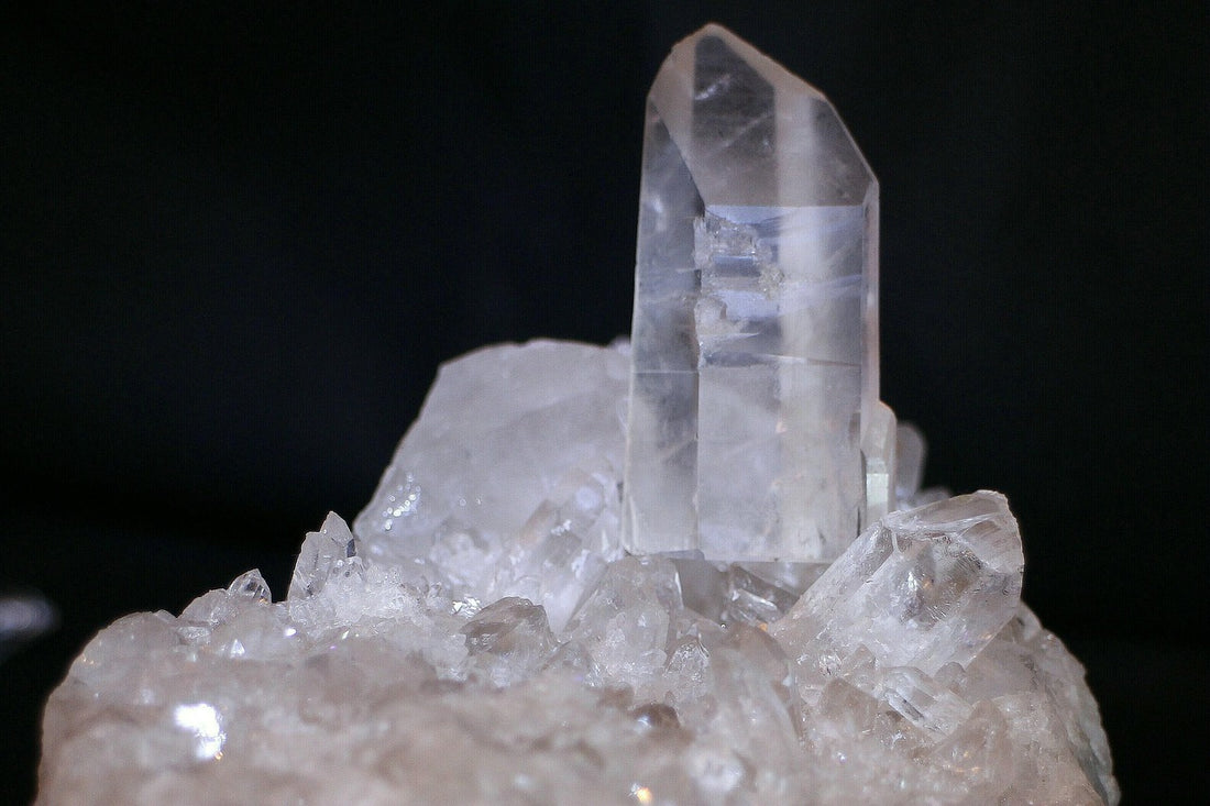 Clear quartz crystal (Pixabay: Antranias)