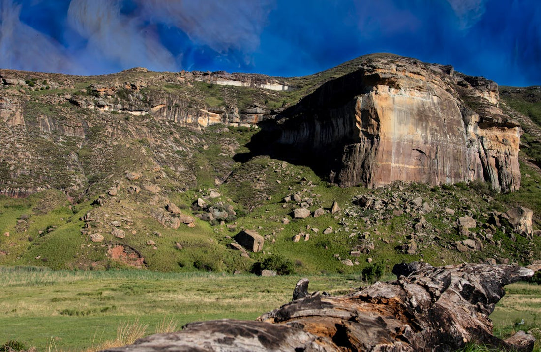 Meditation course setting with teacher and student