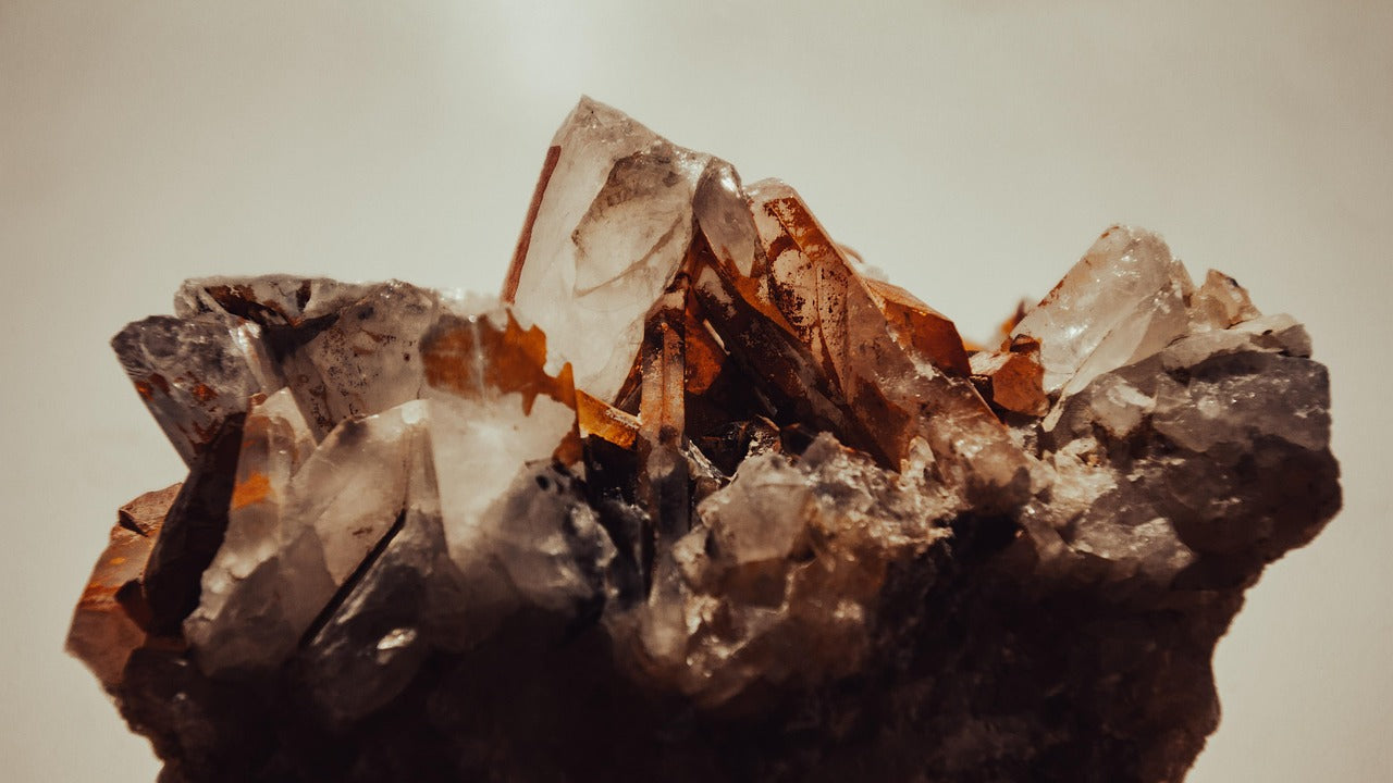 Rose Quartz Meaning: Properties, Uses, and Healing Benefits
